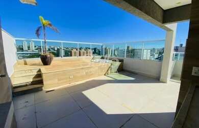 Imagem: O apartamento na cobertura possui 3 Dormitórios, 2 Banheiros