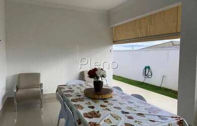 Imagem 11: Venda Casa com 230,00 metroQuadrado, 3 dormitório s , 2 vaga s . Swiss...