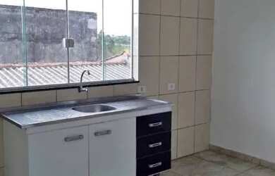 Imagem: A casa possui 2 Dormitórios, 1 Banheiro, 1 Vaga na garagem