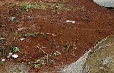 Imagem: O terreno possui 306m² de Área e está localizado em Parque