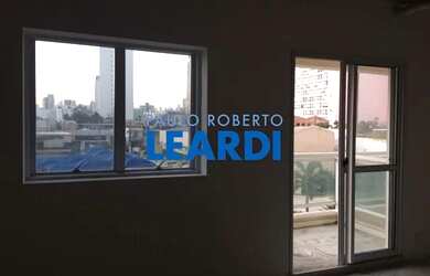 Imagem: O depósito possui 1 Vaga na garagem, 50m² de Área e está