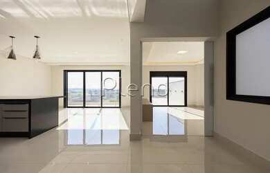 Imagem 3: Venda Casa com 540,00 metroQuadrado, 4 dormitório s , 2 vaga s . Swiss...