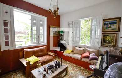 Imagem: A casa para alugar possui 3 Dormitórios, 3 Banheiros, 3 Vagas