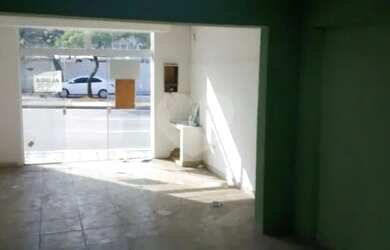 Imagem: O depósito possui 100m² de Área e está localizado em Centro