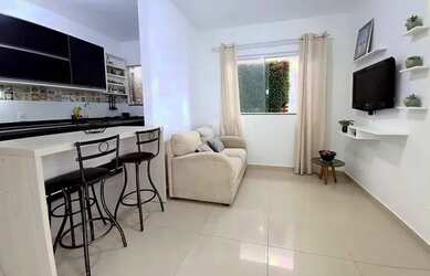 Imagem: A casa possui 2 Dormitórios, 2 Banheiros, 1 Vaga na garagem