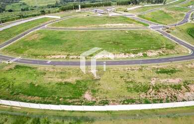 Imagem: O terreno possui 482m² de Área e está localizado em Vila