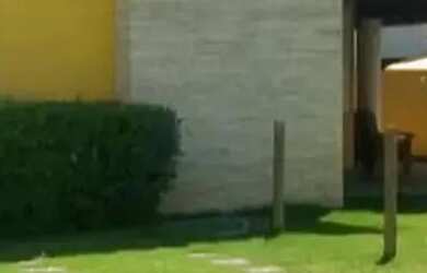 Imagem 3: Imóvel para venda tem 393 metros quadrados com 7 quartos em Guarajuba (Monte Gordo) - Cama