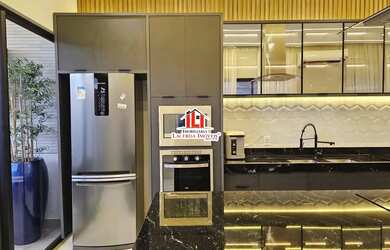 Imagem 16: Casa no Alphaville 4 com 4 Suítes Semimobiliada com Energia Solar/ Piscina...