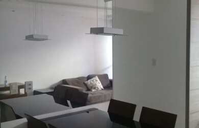 Imagem 2: Excepcional 2/4 com um suíte e varanda, mobiliado em Cond. c/ Infra completa, em Abrantes