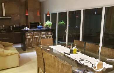 Imagem 15: Casa térrea, 284 M2 de altíssimo padrão, no coração da 303 Sul