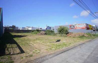 Imagem: O terreno possui 420m² de Área e está localizado em Laranjal