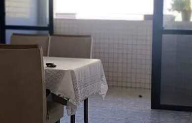 Imagem: O apartamento possui 3 Dormitórios, 3 Banheiros e 1 Vaga na