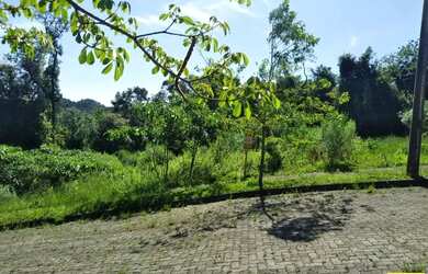 Imagem: O terreno possui 426m² de Área e está localizado em Nova