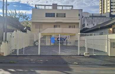 Imagem: O depósito possui 5 Vagas na garagem, 403m² de Área e está