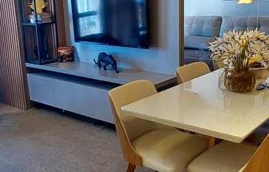 Imagem: O apartamento possui 2 Dormitórios, 2 Banheiros, 1 Vaga na