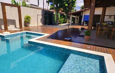 Imagem: A casa possui 4 Dormitórios, 4 Banheiros e 275m² de Área