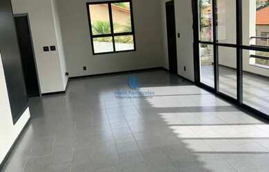 Imagem: A casa possui 3 Dormitórios, 1 Banheiro, 5 Vagas na garagem