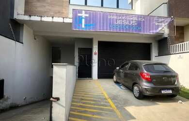 Imagem: O depósito possui 5 Vagas na garagem, 648m² de Área e está