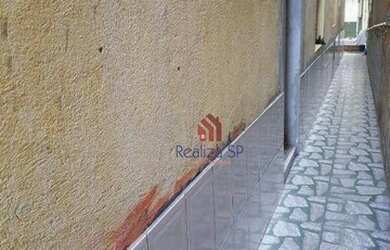 Imagem: A casa possui 1 Dormitório, 1 Banheiro, 48m² de Área, Área