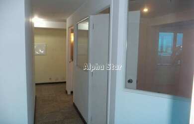 Imagem: O depósito possui 2 Vagas na garagem e 78m² de Área e está