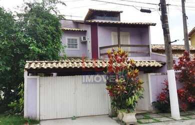 Imagem: A casa em condomínio possui 4 Dormitórios, 3 Banheiros, 4