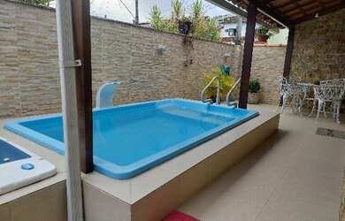 Imagem: A casa em condomínio possui 2 Dormitórios, 2 Banheiros, 1