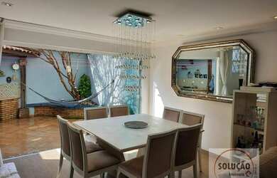 Imagem: A casa possui 3 Dormitórios, 1 Banheiro, 4 Vagas na garagem