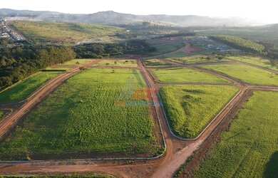 Imagem: O terreno possui 1000m² de Área e está localizado em Curitibanos