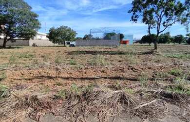 Imagem: O terreno possui 711m² de Área, Direto com o proprietário