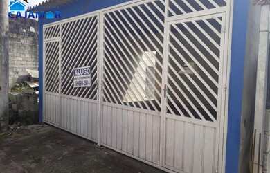 Imagem: A casa possui 3 Dormitórios, 3 Banheiros e 120m² de Área