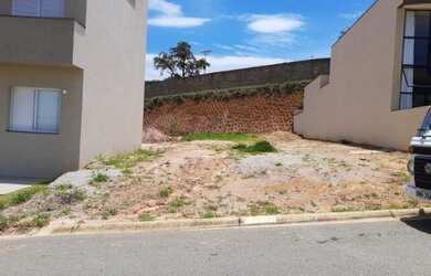 Imagem: O terreno possui 540m² de Área e está localizado em Bragança