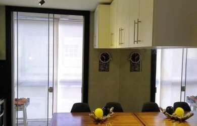 Imagem: O studio possui 1 Dormitório, 1 Banheiro, 1 Vaga na garagem