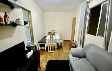 Imagem: O apartamento possui 3 Dormitórios, 2 Banheiros, 1 Vaga na