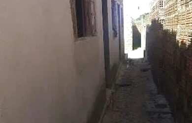 Imagem: A casa possui 2 Dormitórios, 2 Banheiros, 3 Vagas na garagem