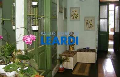 Imagem: O depósito possui 333m² de Área e está localizado em Centro