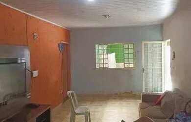 Imagem: A casa possui 3 Dormitórios, 1 Banheiro, 78m² de Área e