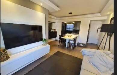 Imagem: O apartamento possui 3 Dormitórios, 1 Banheiro, 1 Vaga na garagem