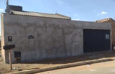 Imagem 2: ALUGO ESTA CASA Casa com 2 dormitórios