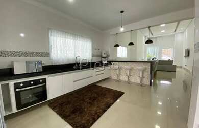 Imagem 6: Venda Casa com 230,00 metroQuadrado, 3 dormitório s , 2 vaga s . Swiss...