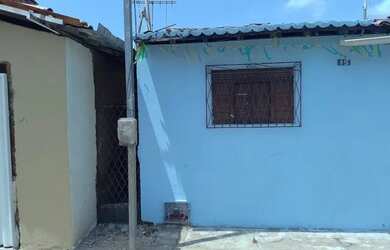 Imagem: A casa possui 1 Dormitório, 1 Banheiro e está localizado