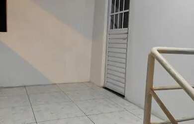 Imagem 3: 2 casas toda no porcelanato na avenida principal