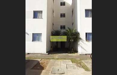 Imagem: O apartamento possui 2 Dormitórios, 1 Banheiro, 1 Vaga na garagem