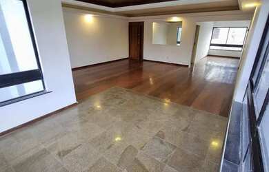 Imagem 4: Imóvel residencial. 232m² de Área, 2 Vagas na garageme4 Dormitórios