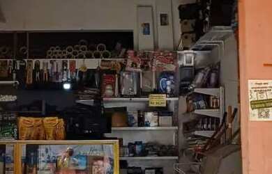 Imagem: O depósito está localizado em Boca do Rio, Salvador à venda