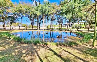 Imagem: O terreno possui 1.558m² de Área e está localizado em Cravinhos