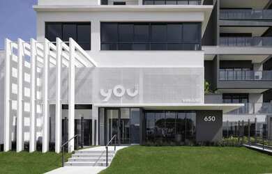 Imagem: O apartamento possui 1 Dormitório, 2 Banheiros, 5 Vagas na