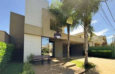 Imagem: A casa em condomínio possui 3 Dormitórios, 5 Banheiros, 4