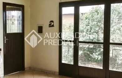 Imagem: Amplo apartamento com 2 quartos e sacada em L