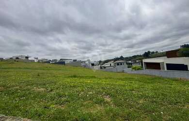 Imagem: O terreno possui 1.200m² de Área e está localizado em Reserva