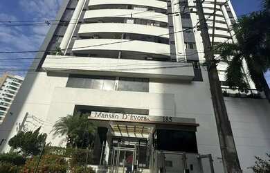 Imagem: O apartamento possui 3 Dormitórios, 4 Banheiros, 2 Vagas na